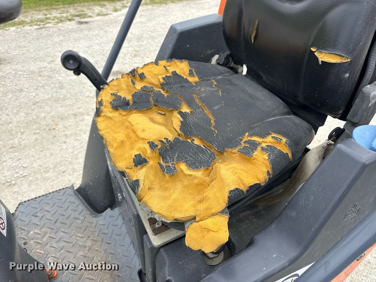 image for item DV4083 2015 Hamm HD8 double drum vibratory roller