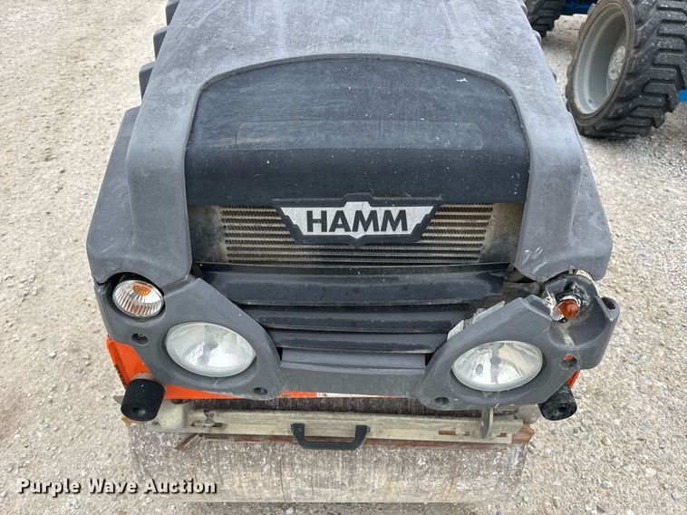 image for item DV4083 2015 Hamm HD8 double drum vibratory roller