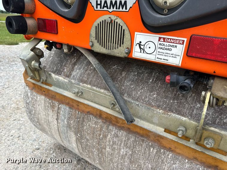 image for item DV4083 2015 Hamm HD8 double drum vibratory roller