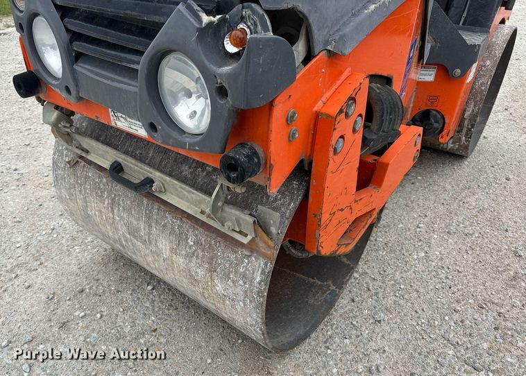image for item DV4083 2015 Hamm HD8 double drum vibratory roller