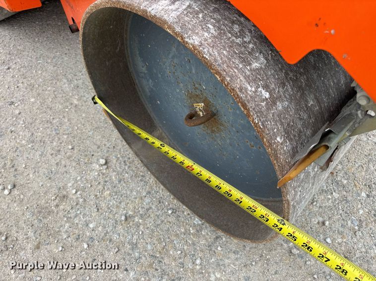 image for item DV4083 2015 Hamm HD8 double drum vibratory roller