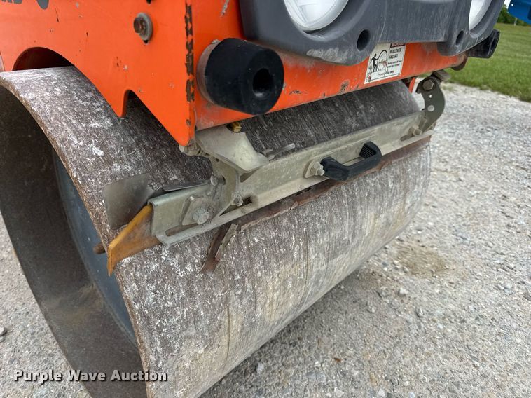 image for item DV4083 2015 Hamm HD8 double drum vibratory roller