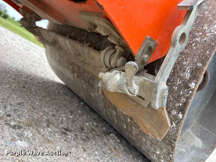 image for item DV4083 2015 Hamm HD8 double drum vibratory roller