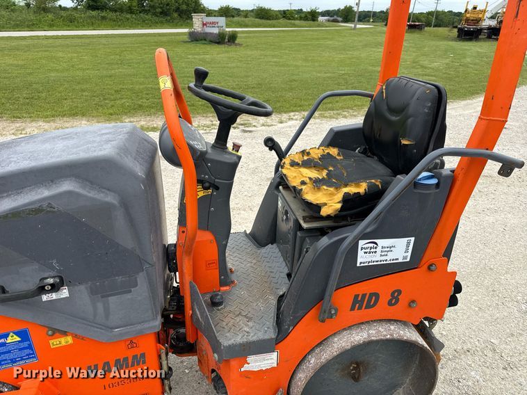 image for item DV4083 2015 Hamm HD8 double drum vibratory roller