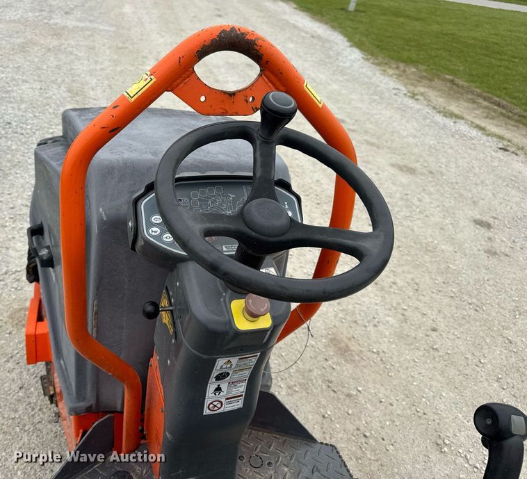 image for item DV4083 2015 Hamm HD8 double drum vibratory roller