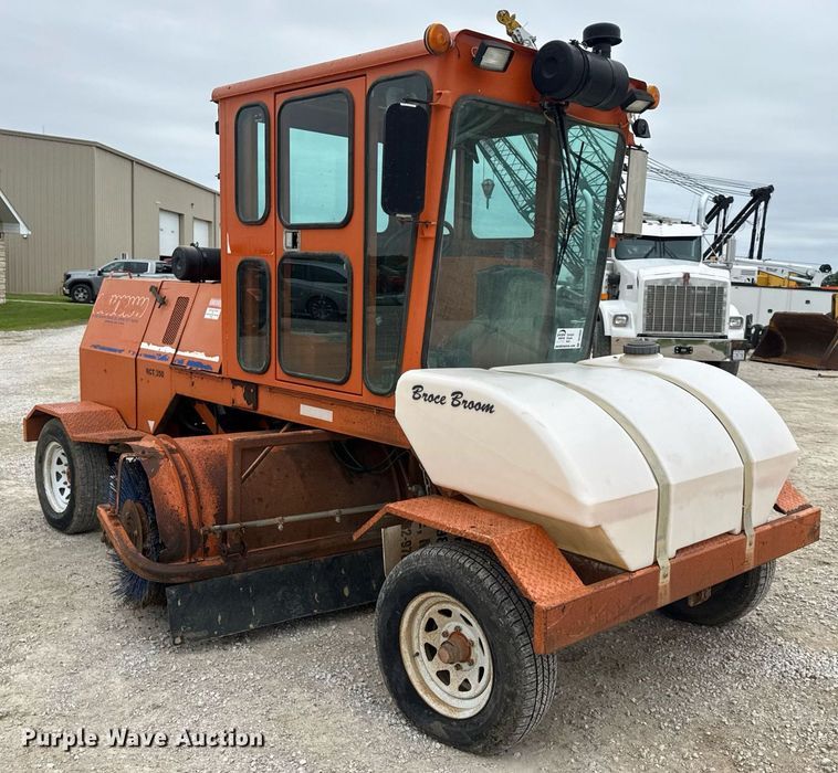 image for item DV4084 2012 Broce Broom RCT350 broom