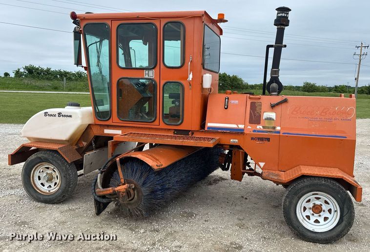 image for item DV4084 2012 Broce Broom RCT350 broom