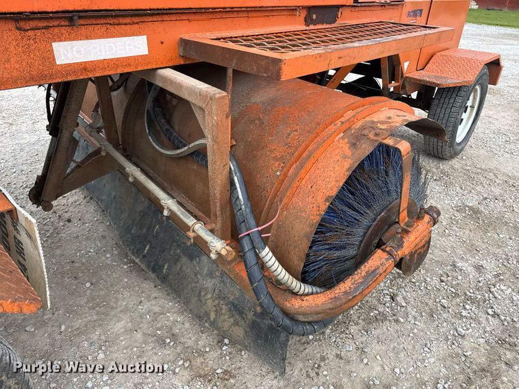 image for item DV4084 2012 Broce Broom RCT350 broom