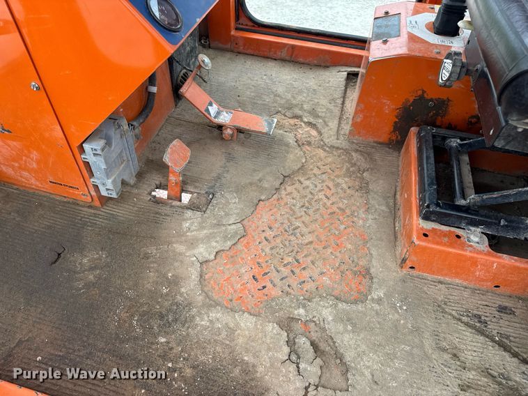 image for item DV4084 2012 Broce Broom RCT350 broom