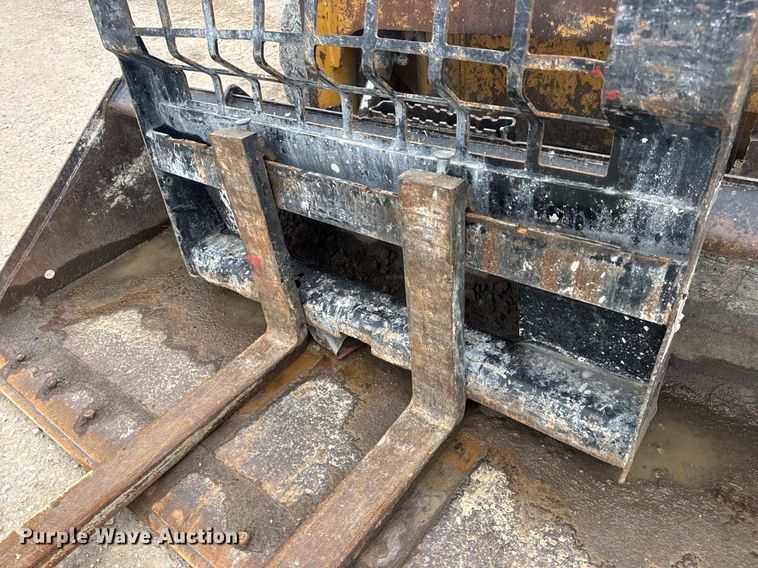 image for item DV4085 2014 Caterpillar 262D skid steer loader