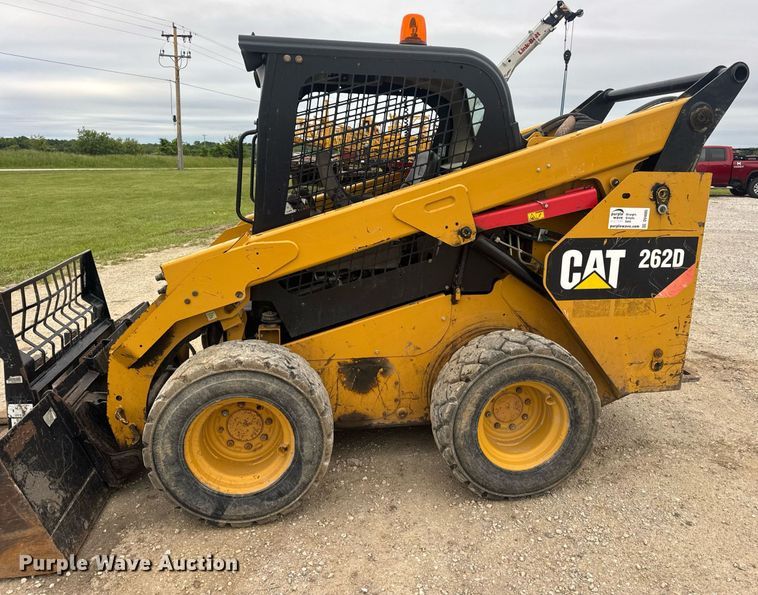 image for item DV4085 2014 Caterpillar 262D skid steer loader