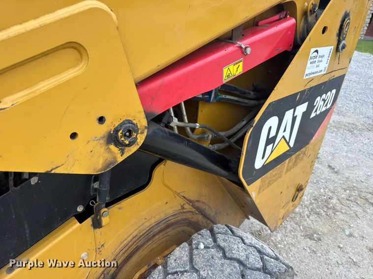 image for item DV4085 2014 Caterpillar 262D skid steer loader