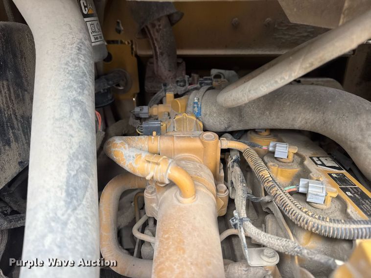 image for item DV4085 2014 Caterpillar 262D skid steer loader