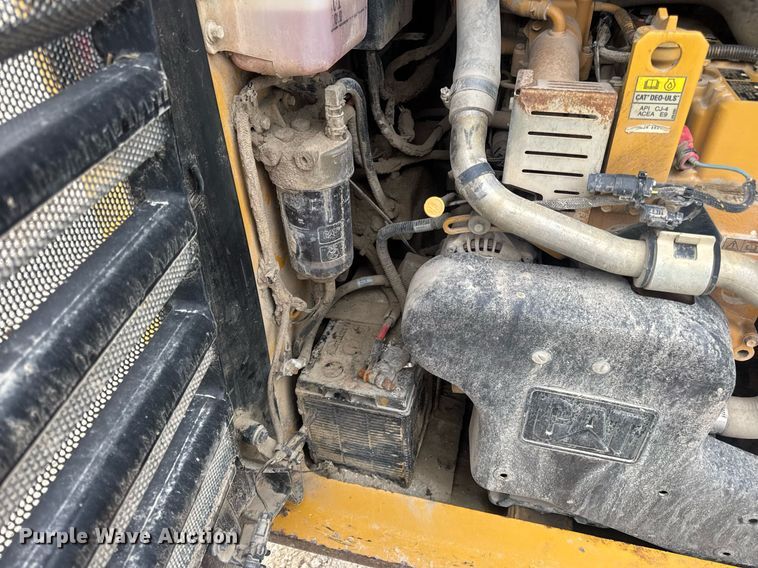 image for item DV4085 2014 Caterpillar 262D skid steer loader