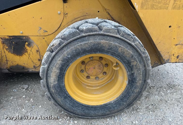 image for item DV4085 2014 Caterpillar 262D skid steer loader