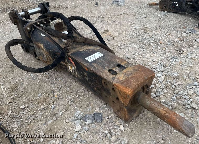 image for item DV4086 Caterpillar H120ES breaker