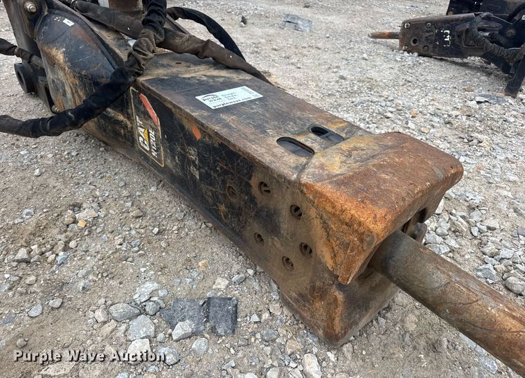 image for item DV4086 Caterpillar H120ES breaker