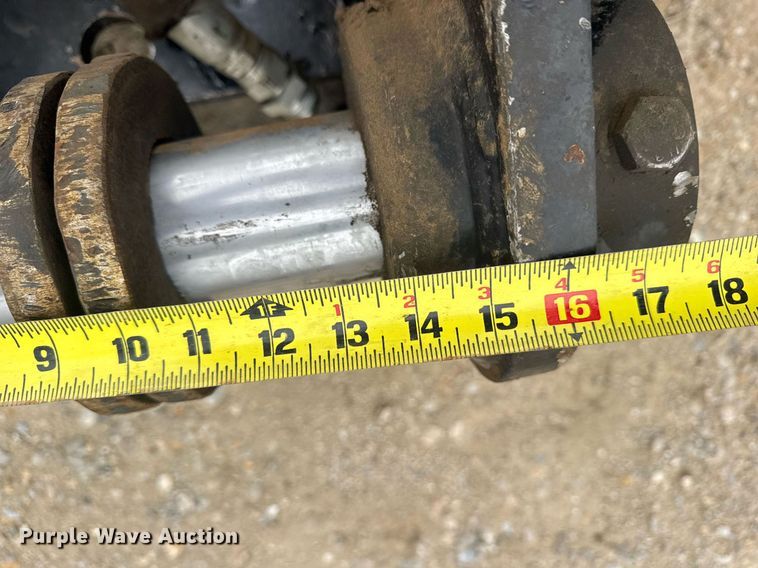 image for item DV4086 Caterpillar H120ES breaker