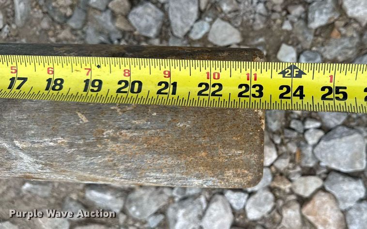 image for item DV4087 Caterpillar H115ES breaker