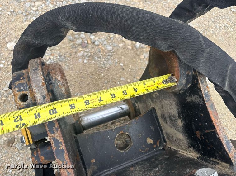 image for item DV4087 Caterpillar H115ES breaker