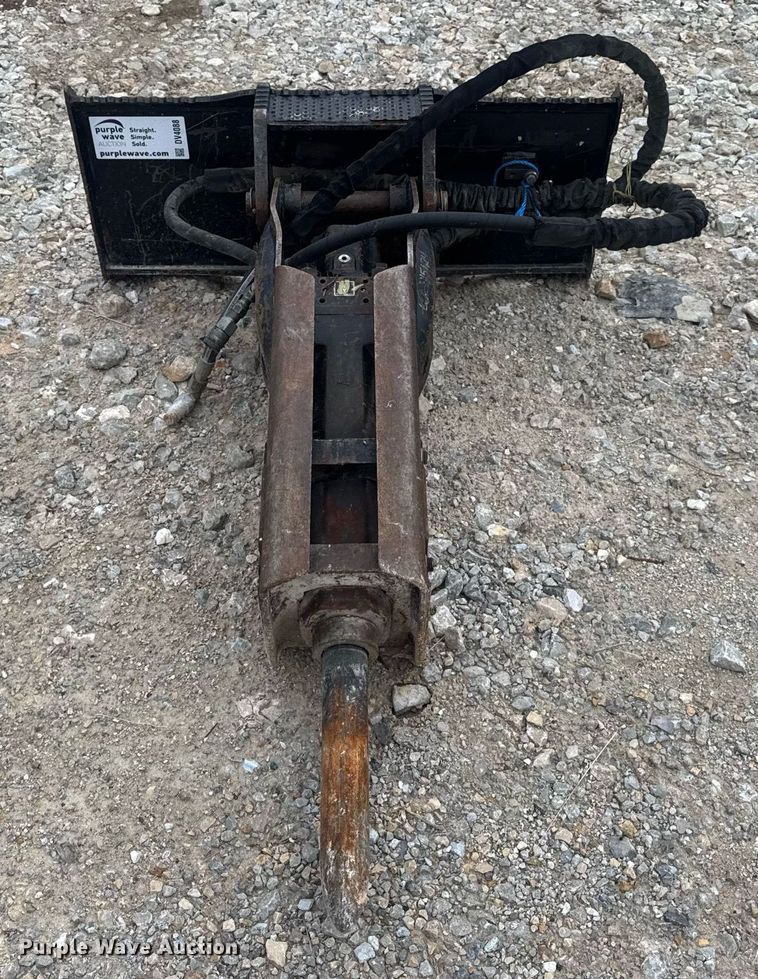 image for item DV4088 Caterpillar HH65EP skid steer breaker