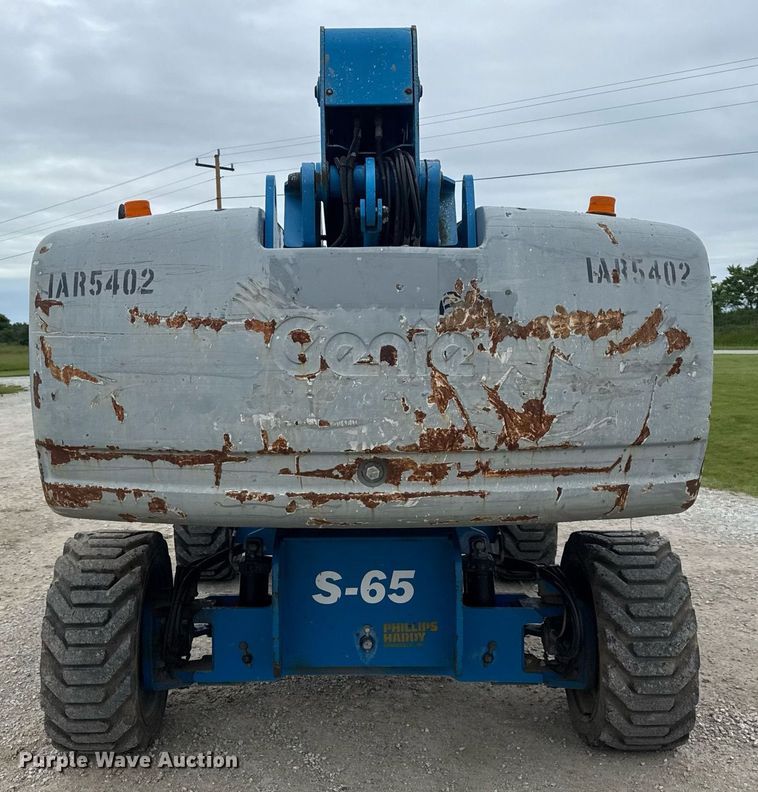 image for item DV4089 2011 Genie S-65 boom lift