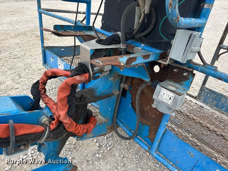 image for item DV4089 2011 Genie S-65 boom lift