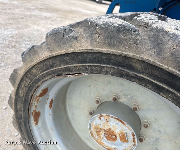 image for item DV4089 2011 Genie S-65 boom lift