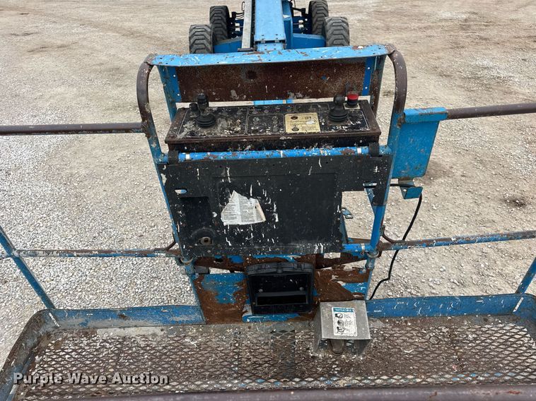 image for item DV4089 2011 Genie S-65 boom lift