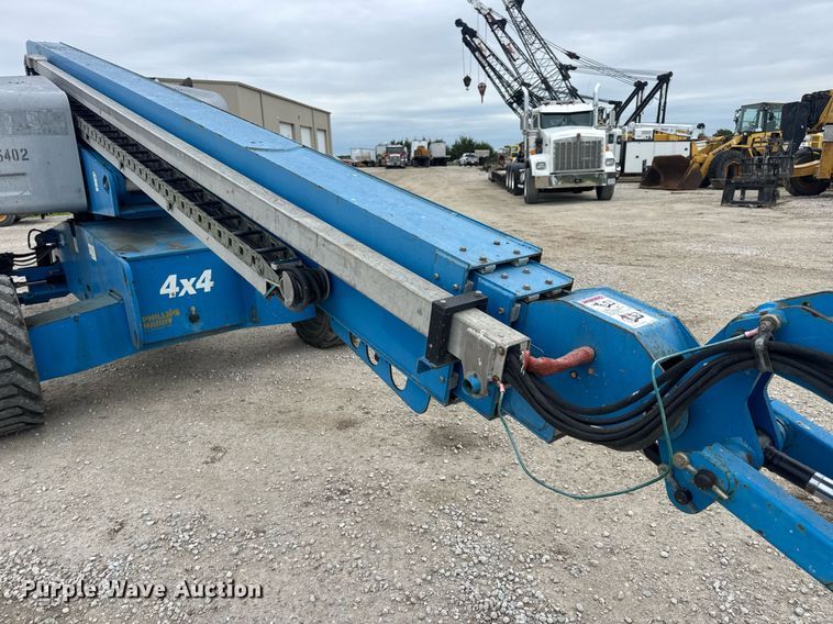 image for item DV4089 2011 Genie S-65 boom lift