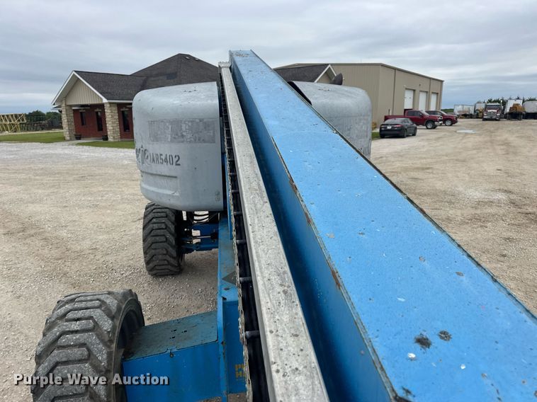 image for item DV4089 2011 Genie S-65 boom lift