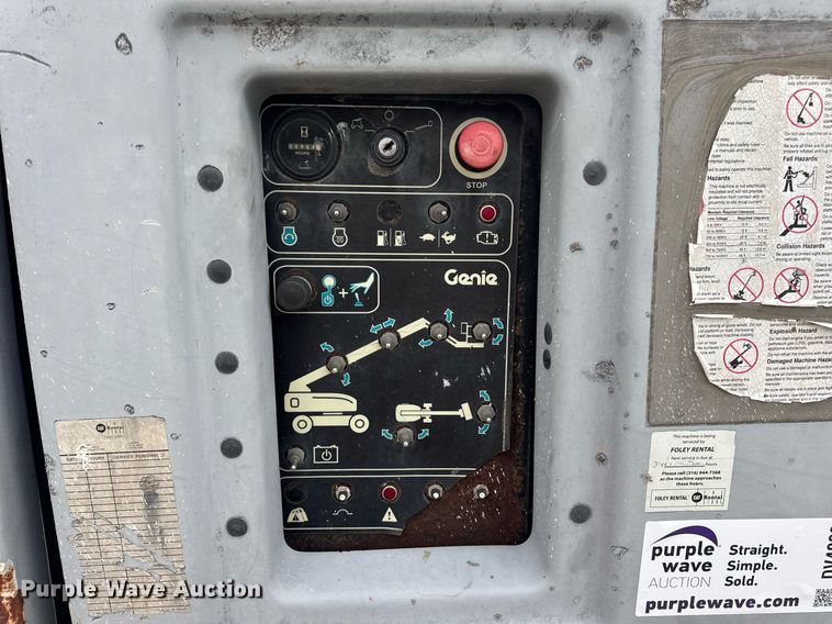 image for item DV4089 2011 Genie S-65 boom lift
