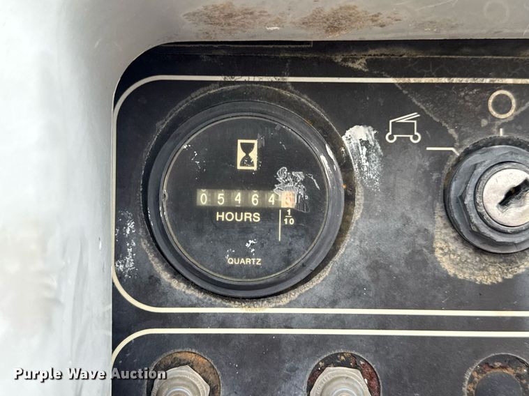 image for item DV4089 2011 Genie S-65 boom lift