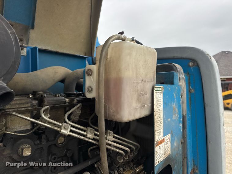 image for item DV4089 2011 Genie S-65 boom lift