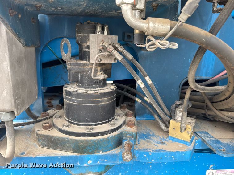 image for item DV4089 2011 Genie S-65 boom lift