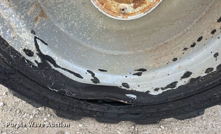 image for item DV4089 2011 Genie S-65 boom lift