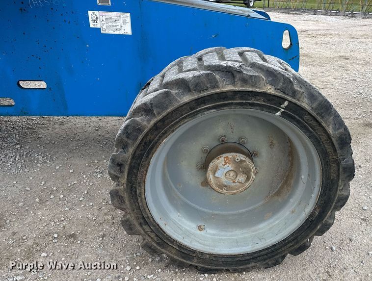 image for item DV4089 2011 Genie S-65 boom lift