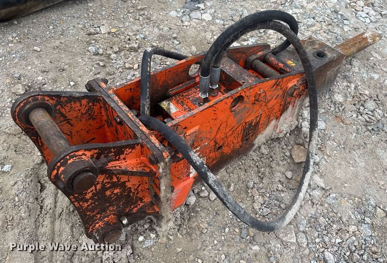 image for item DV4090 NPK PH-4 breaker