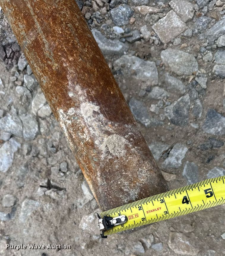 image for item DV4090 NPK PH-4 breaker