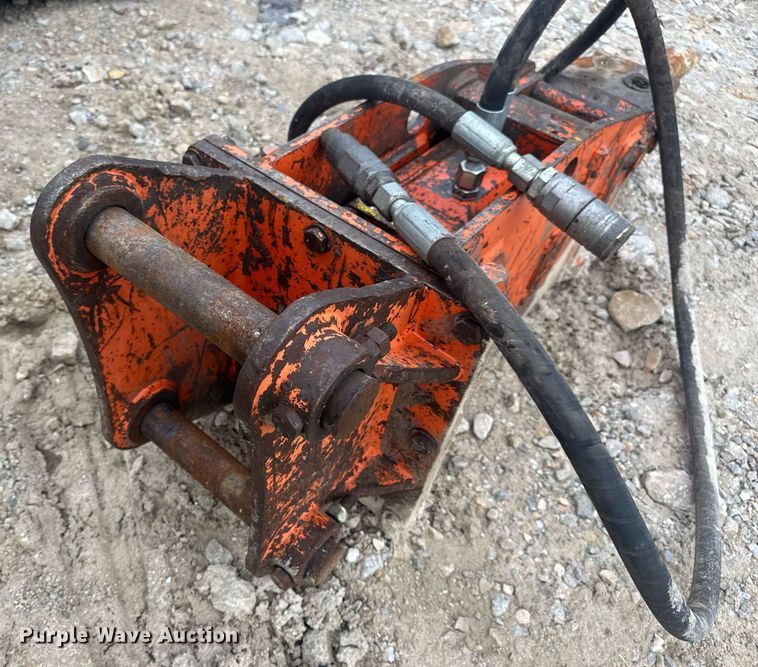 image for item DV4090 NPK PH-4 breaker