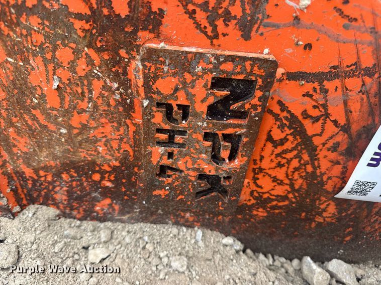 image for item DV4090 NPK PH-4 breaker