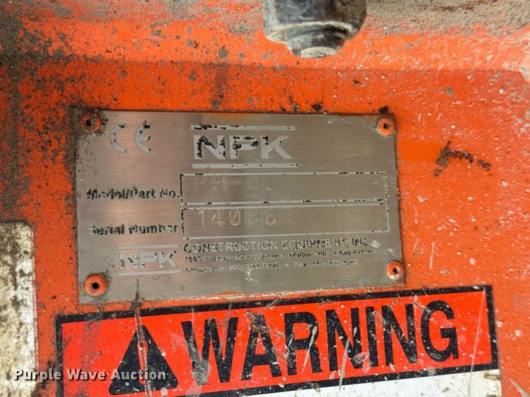 image for item DV4090 NPK PH-4 breaker