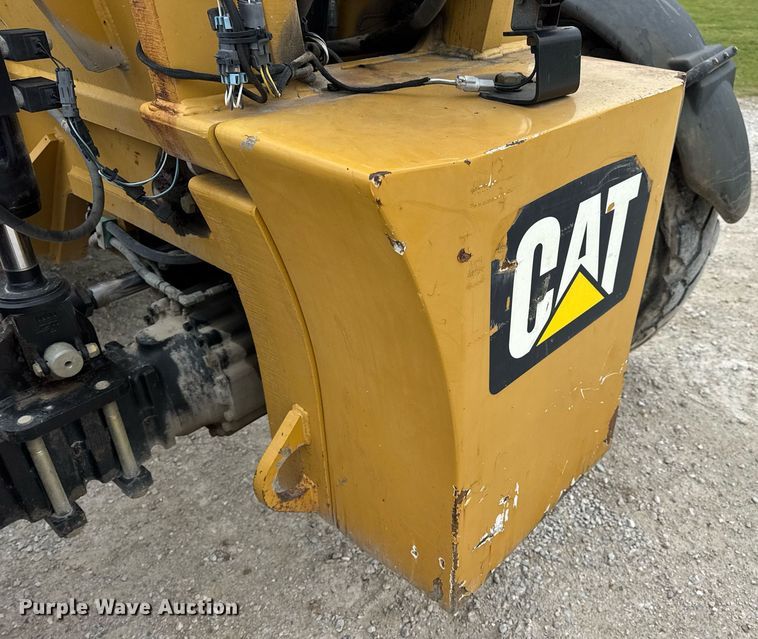 image for item DV4092 2014 Caterpillar TL1255C telehandler