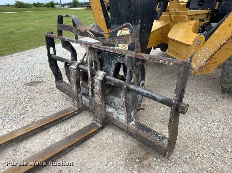 image for item DV4092 2014 Caterpillar TL1255C telehandler