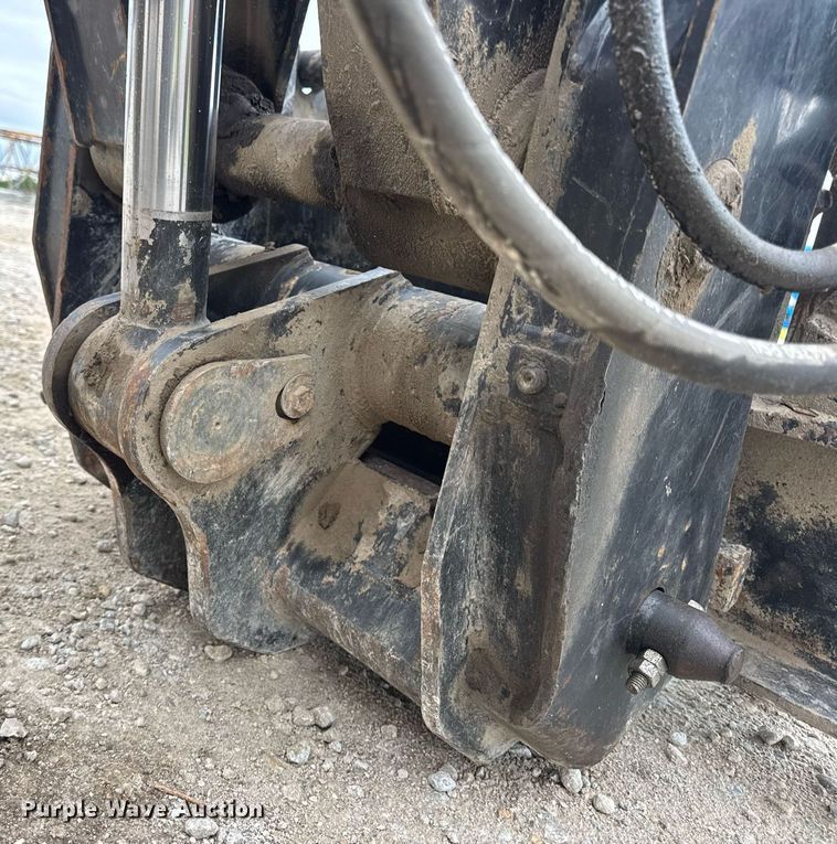 image for item DV4092 2014 Caterpillar TL1255C telehandler