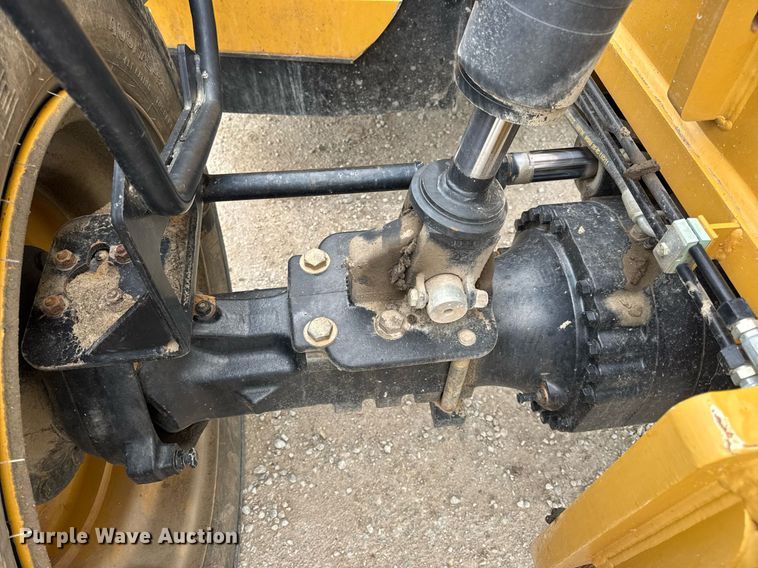 image for item DV4092 2014 Caterpillar TL1255C telehandler