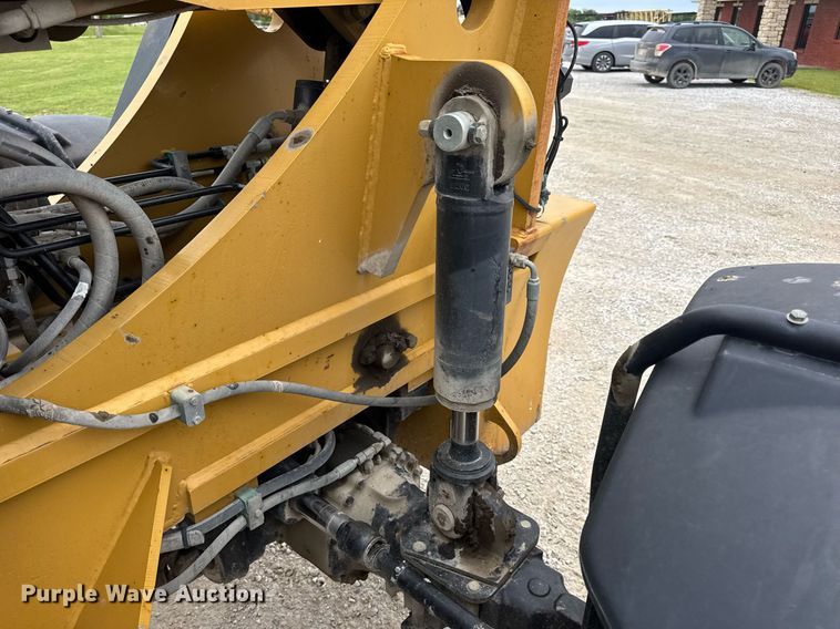 image for item DV4092 2014 Caterpillar TL1255C telehandler
