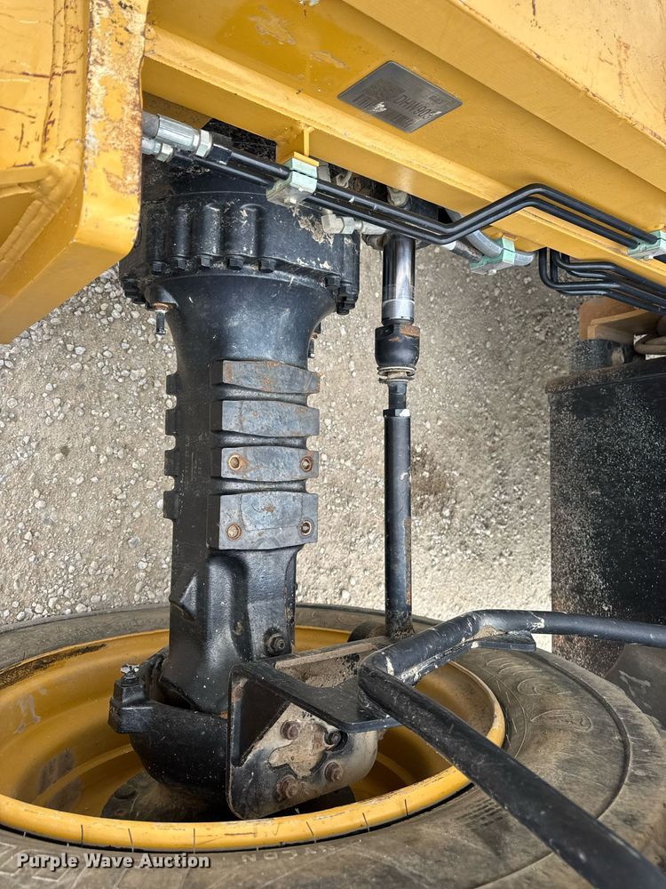 image for item DV4092 2014 Caterpillar TL1255C telehandler
