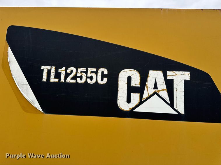image for item DV4092 2014 Caterpillar TL1255C telehandler
