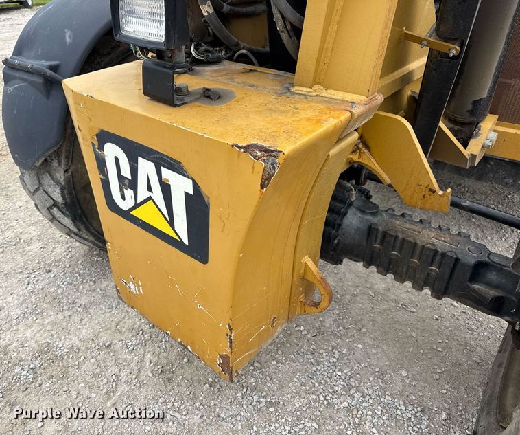 image for item DV4092 2014 Caterpillar TL1255C telehandler
